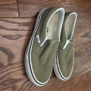 Vans Women 5.5 Olive Slip-On Shoes